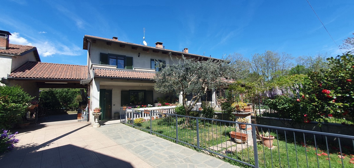 Villa con giardino a Osasco