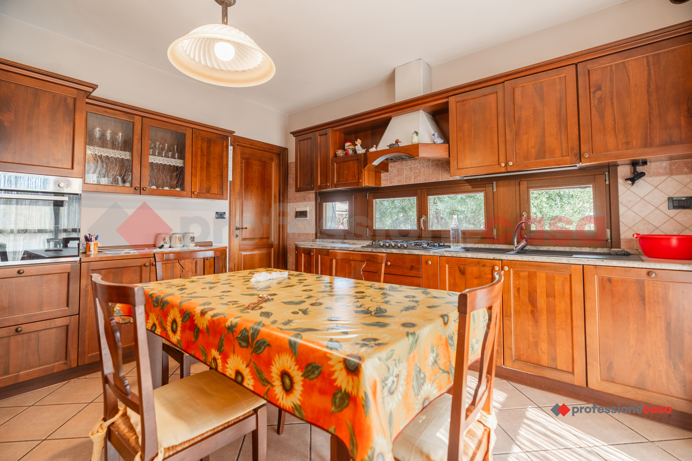 Villa con giardino a Campiglione-Fenile