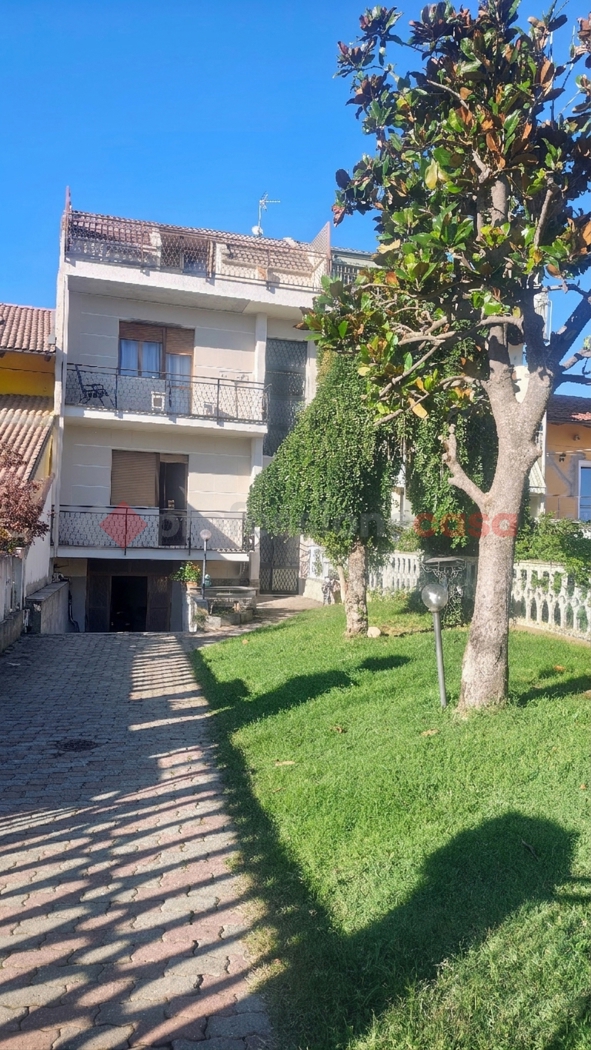 Casa indipendente in vendita a Piscina