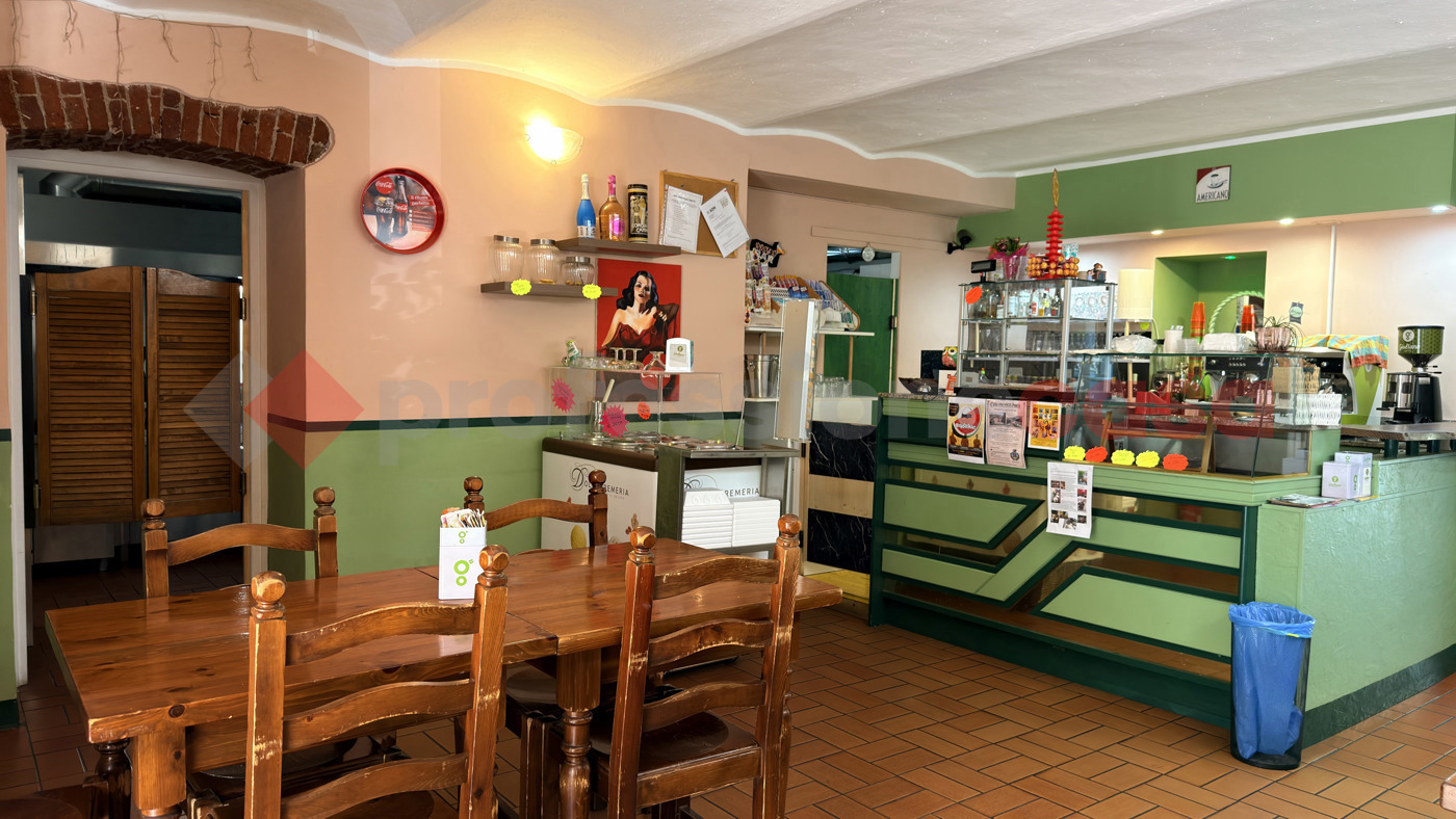 Negozio in vendita a Porte