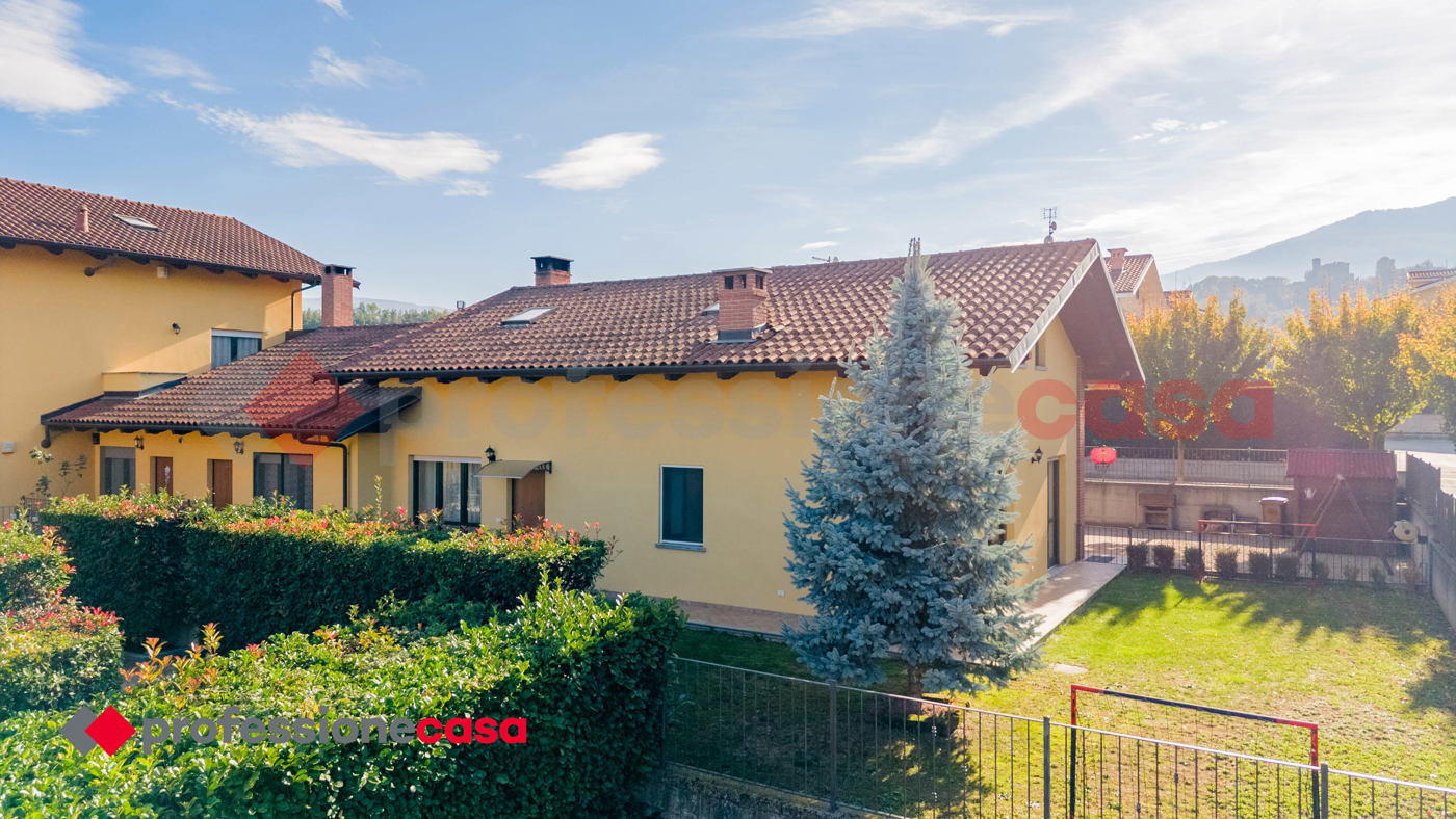 Casa indipendente con giardino a Bagnolo Piemonte