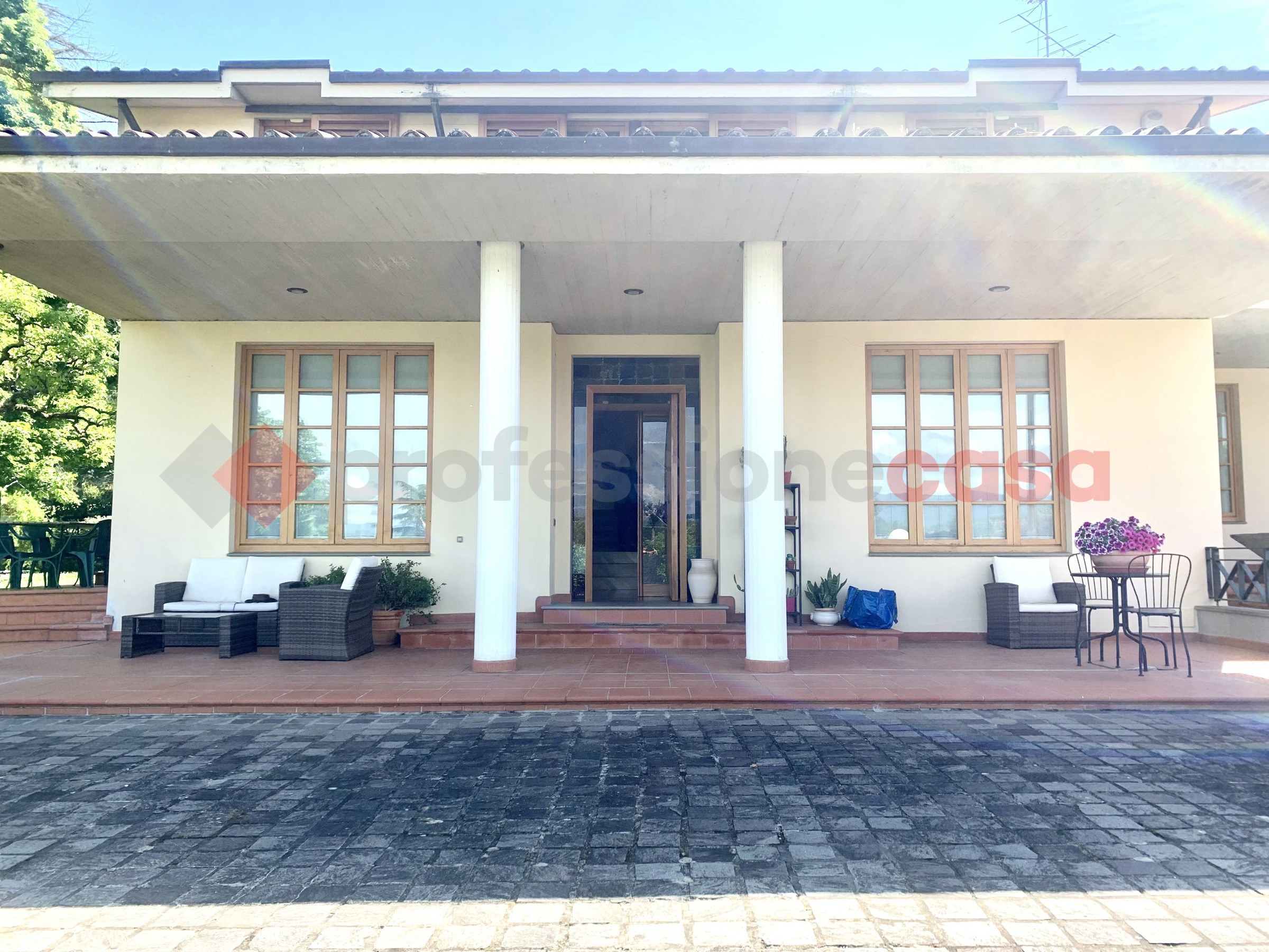 Villa Bifamiliare in vendita a Bucine