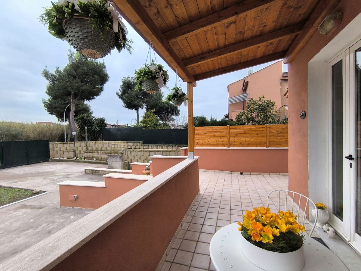 Villa con giardino a Roma