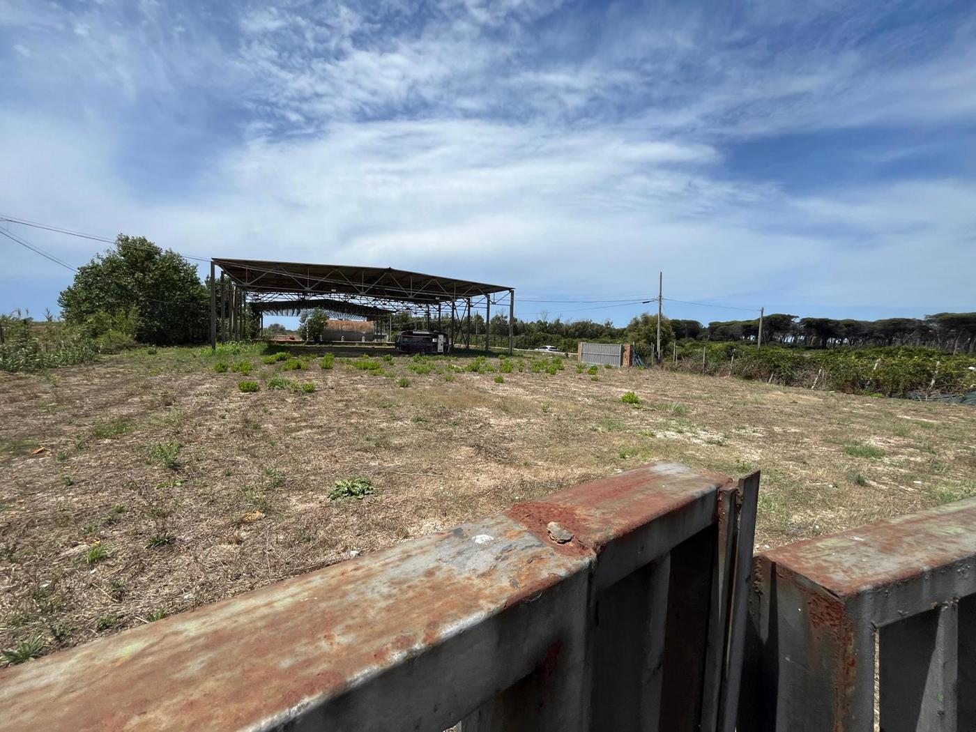 Capannone in vendita a Fiumicino