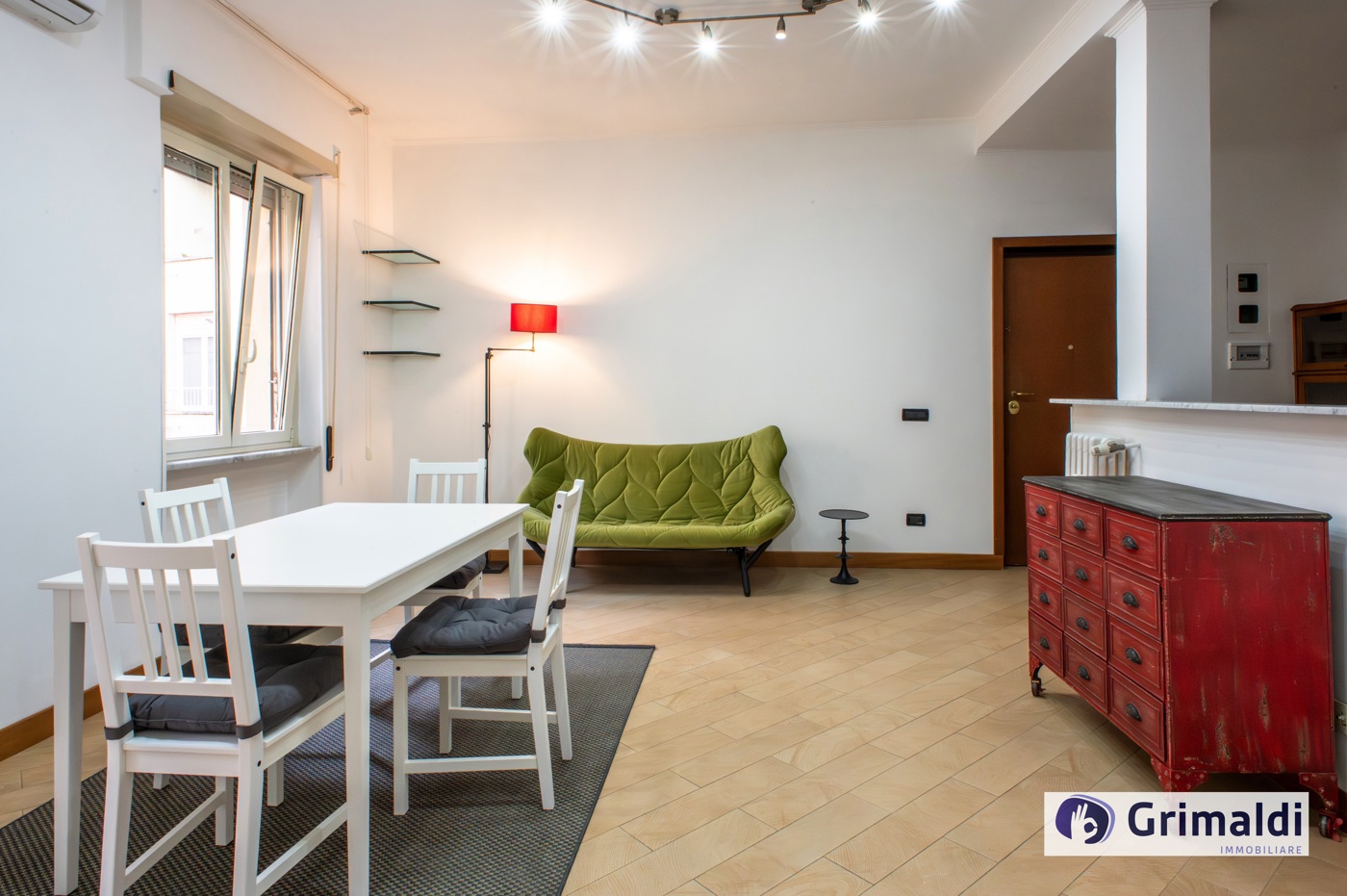 Trilocale arredato in affitto a Roma