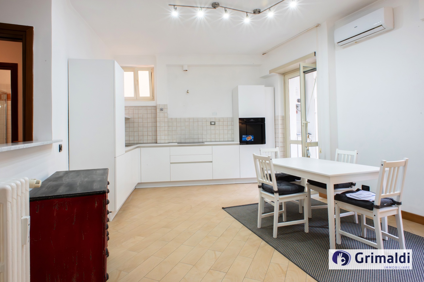 Trilocale arredato in affitto a Roma