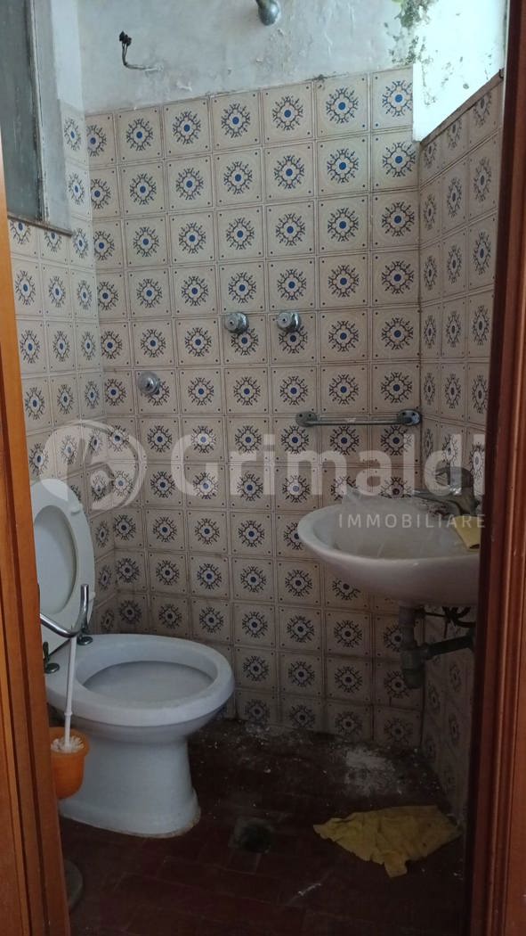 Magazzino in affitto a Roma