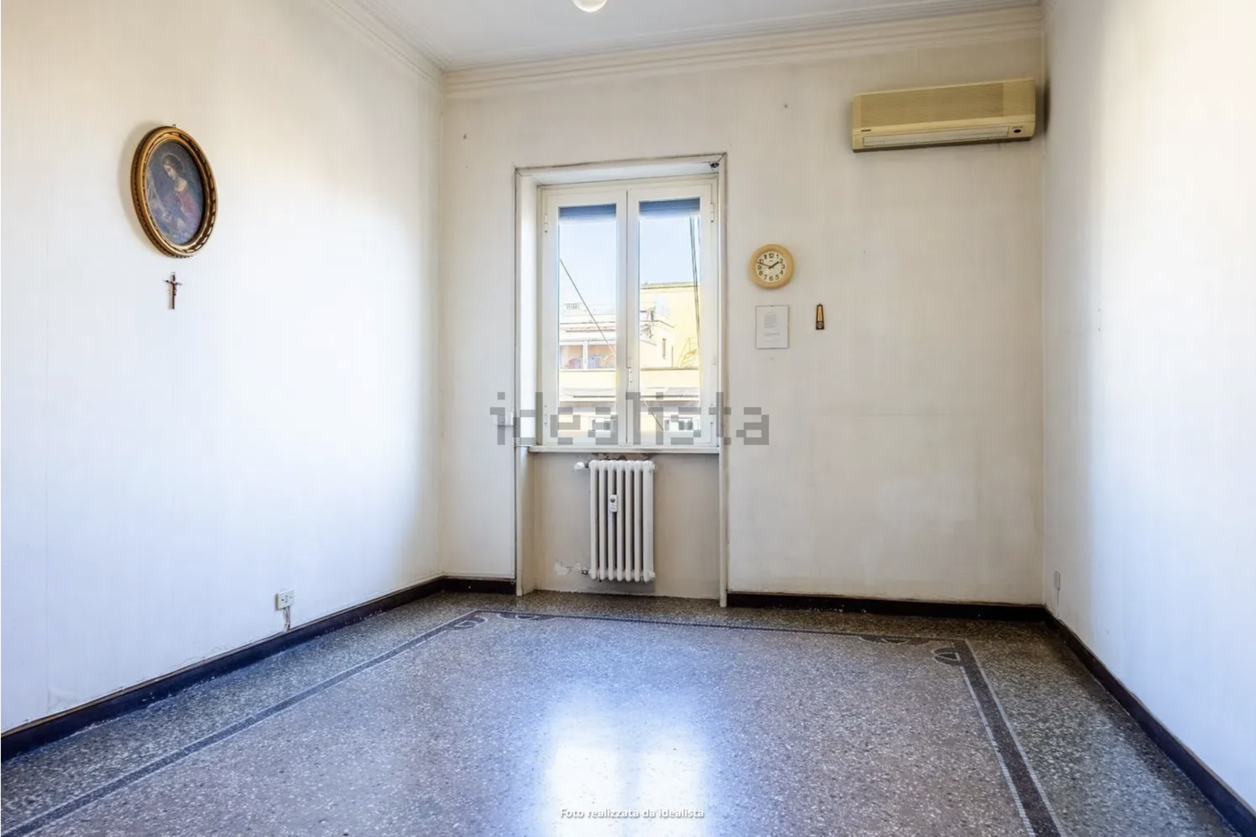 Quadrilocale da ristrutturare a Roma