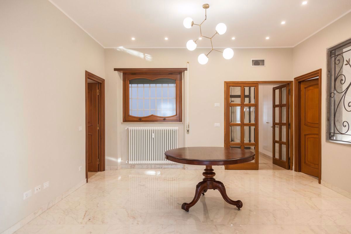 Appartamento arredato in affitto a Roma