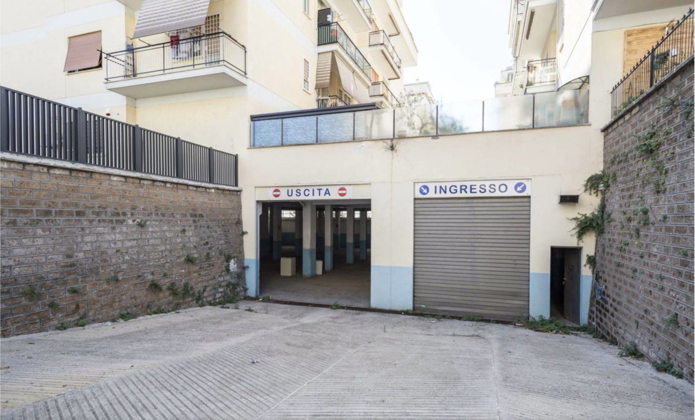 Magazzino in vendita a Roma