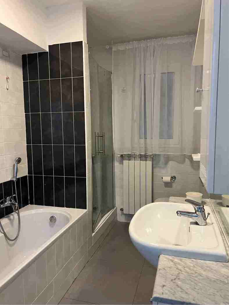 Bilocale arredato in affitto a Roma