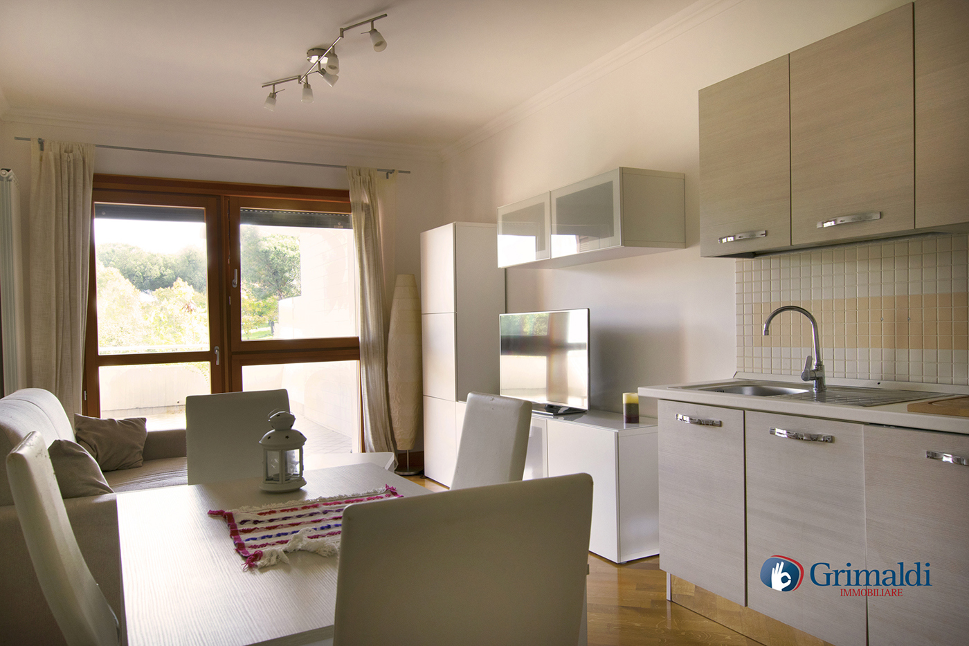 Bilocale arredato in affitto a Roma