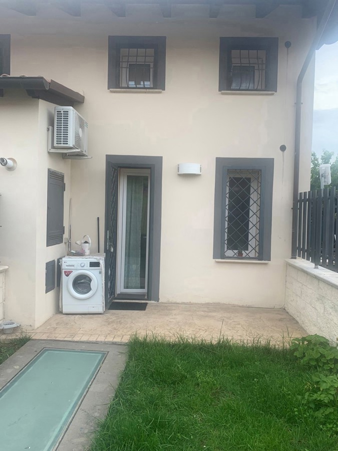 Villa arredata in affitto a Roma