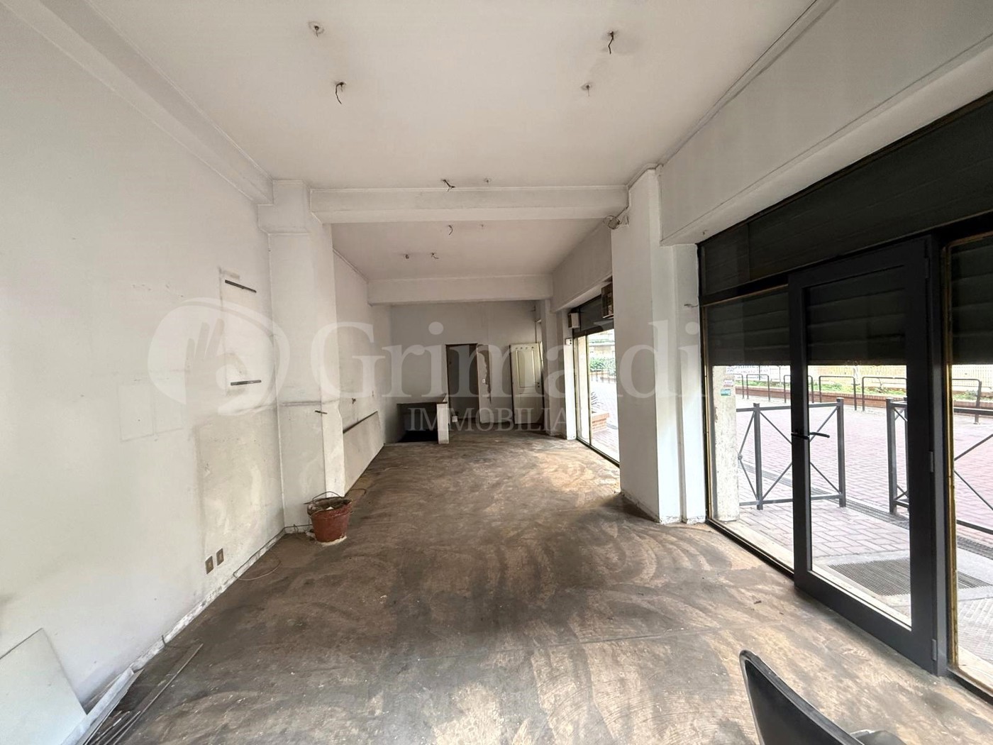 Negozio in affitto a Roma