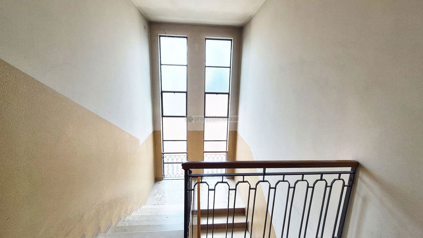 Trilocale con box a Giussano