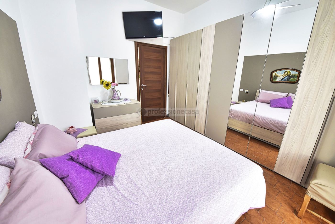 Trilocale con box a Desio