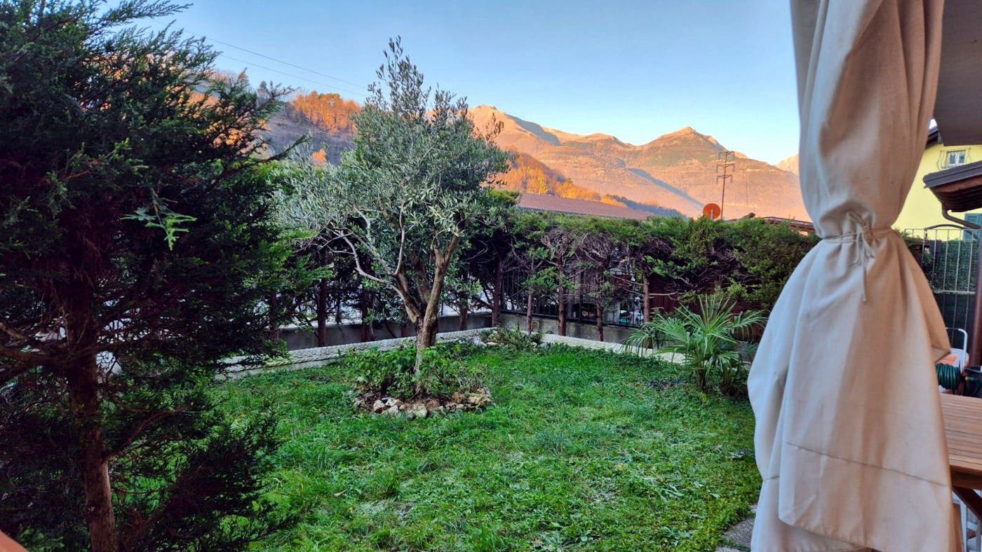 Bilocale in vendita a Colico