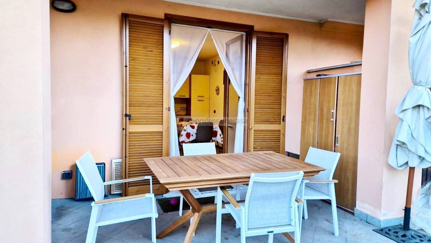 Bilocale in vendita a Colico