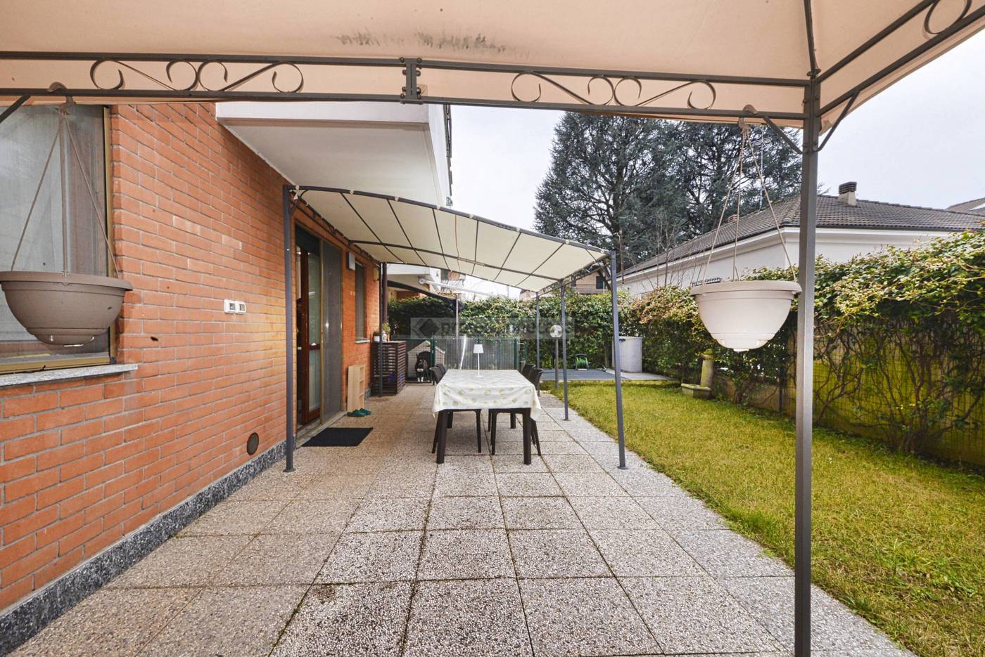 Bilocale con giardino a Desio