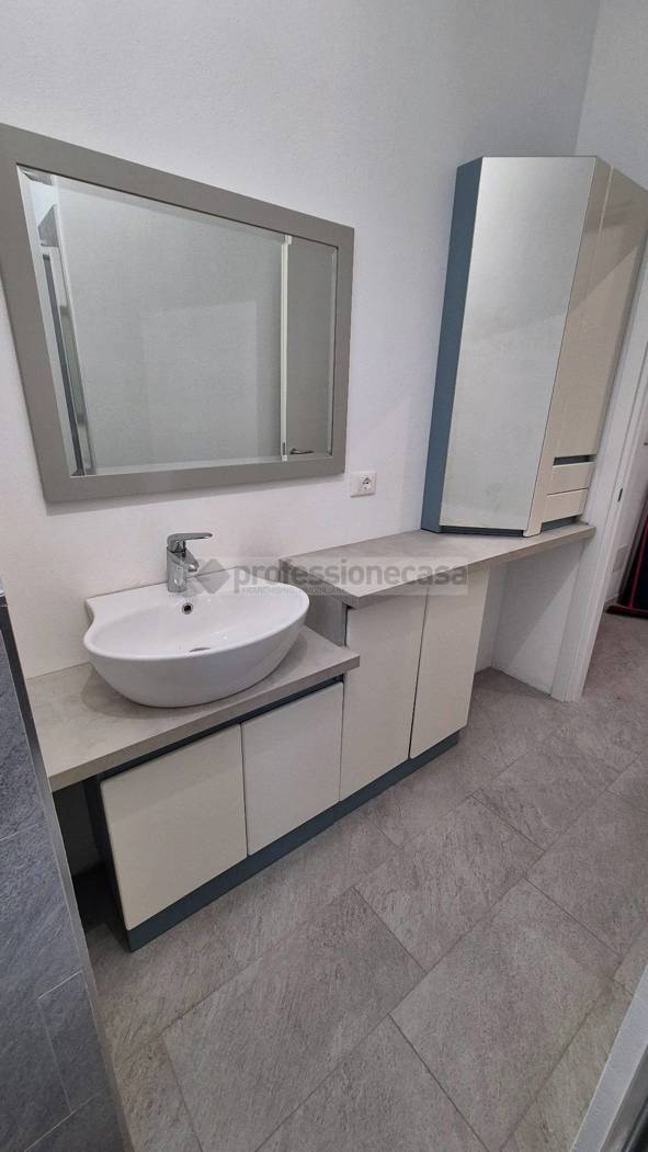 Monolocale in vendita a Desio