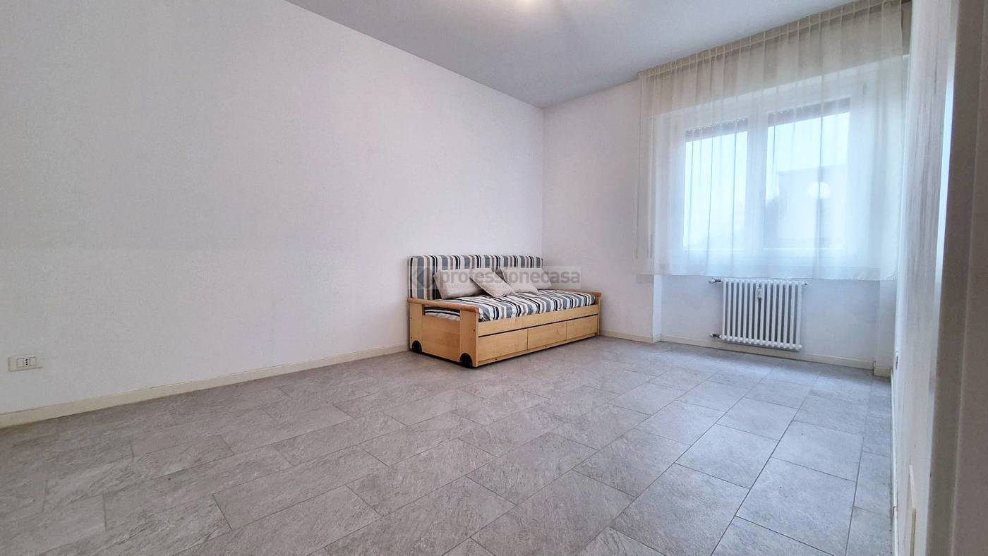 Monolocale in vendita a Desio