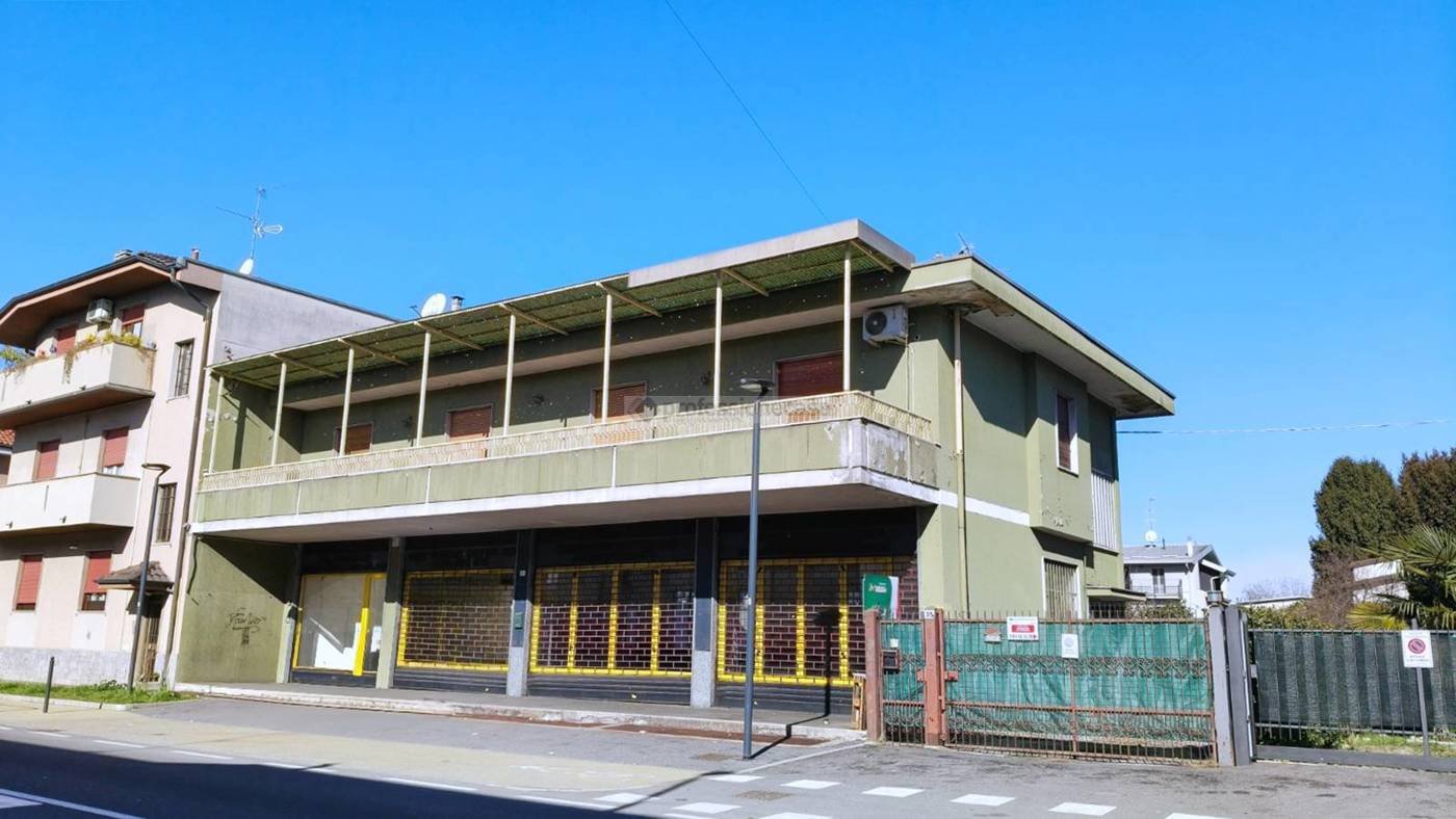 Appartamento con box a Cesano Maderno