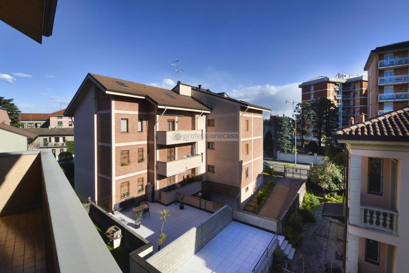 Quadrilocale in vendita a Desio