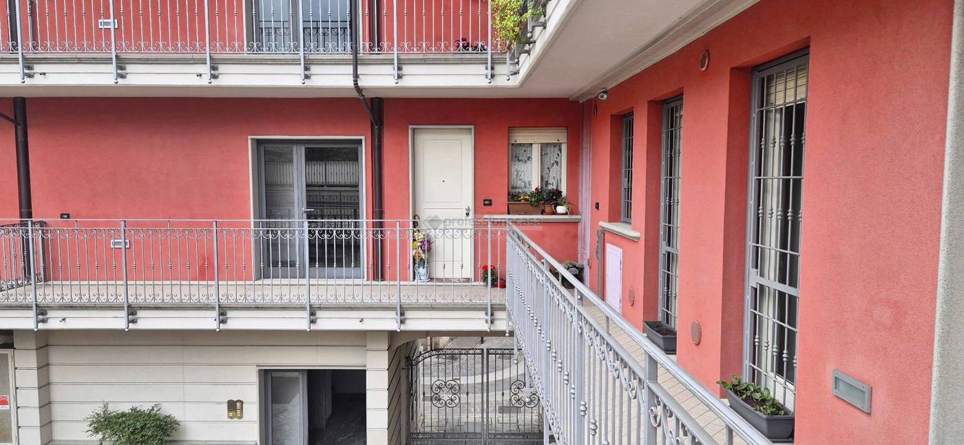 Monolocale in vendita a Desio