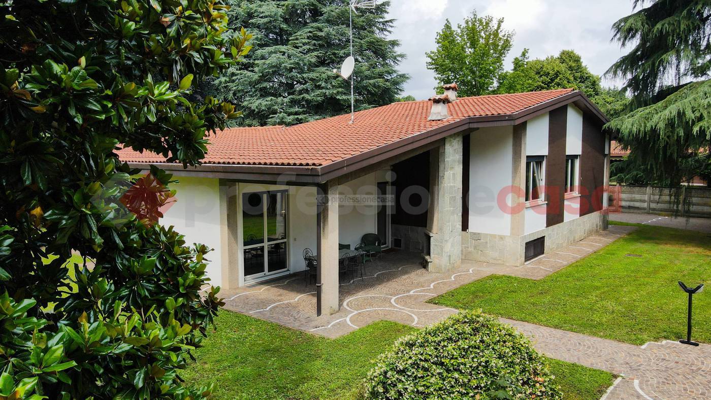 Appartamento con giardino a Desio