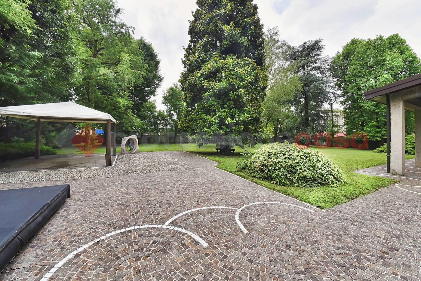 Appartamento con giardino a Desio