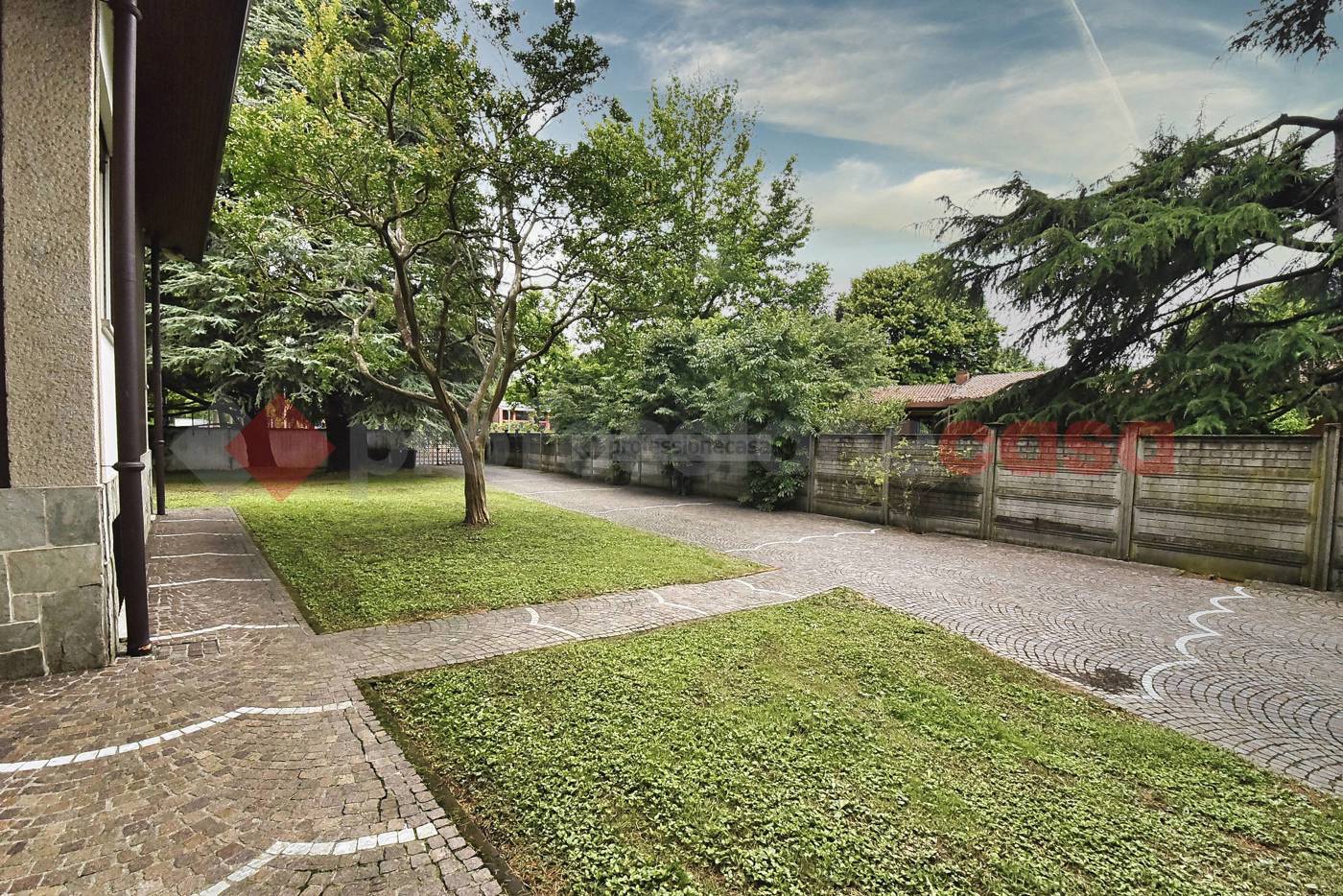 Appartamento con giardino a Desio