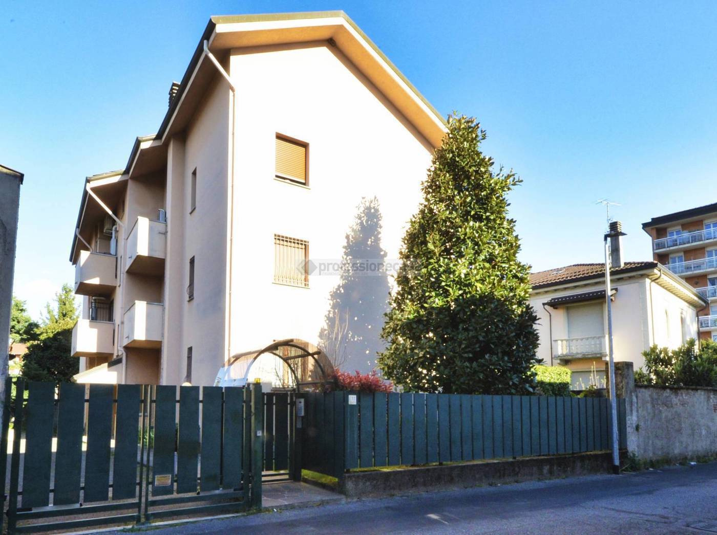 Quadrilocale in vendita a Desio