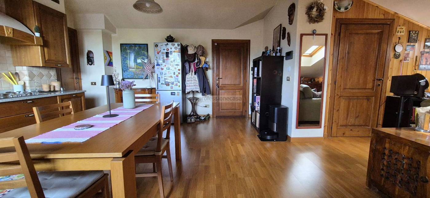 Bilocale in vendita a Costa Masnaga