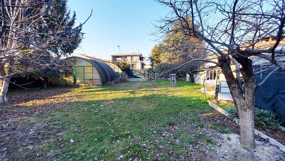 Terreno Agricolo in vendita a Cesano Maderno