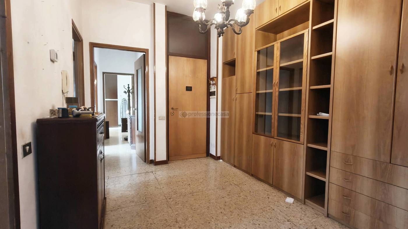 Trilocale in vendita a Limbiate