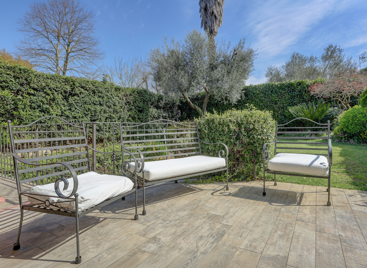 Villa con giardino a Roma