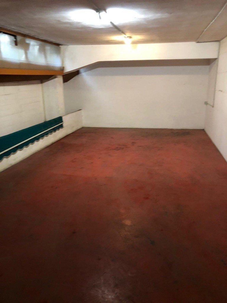 Box/Garage 35mq in affitto a Roma