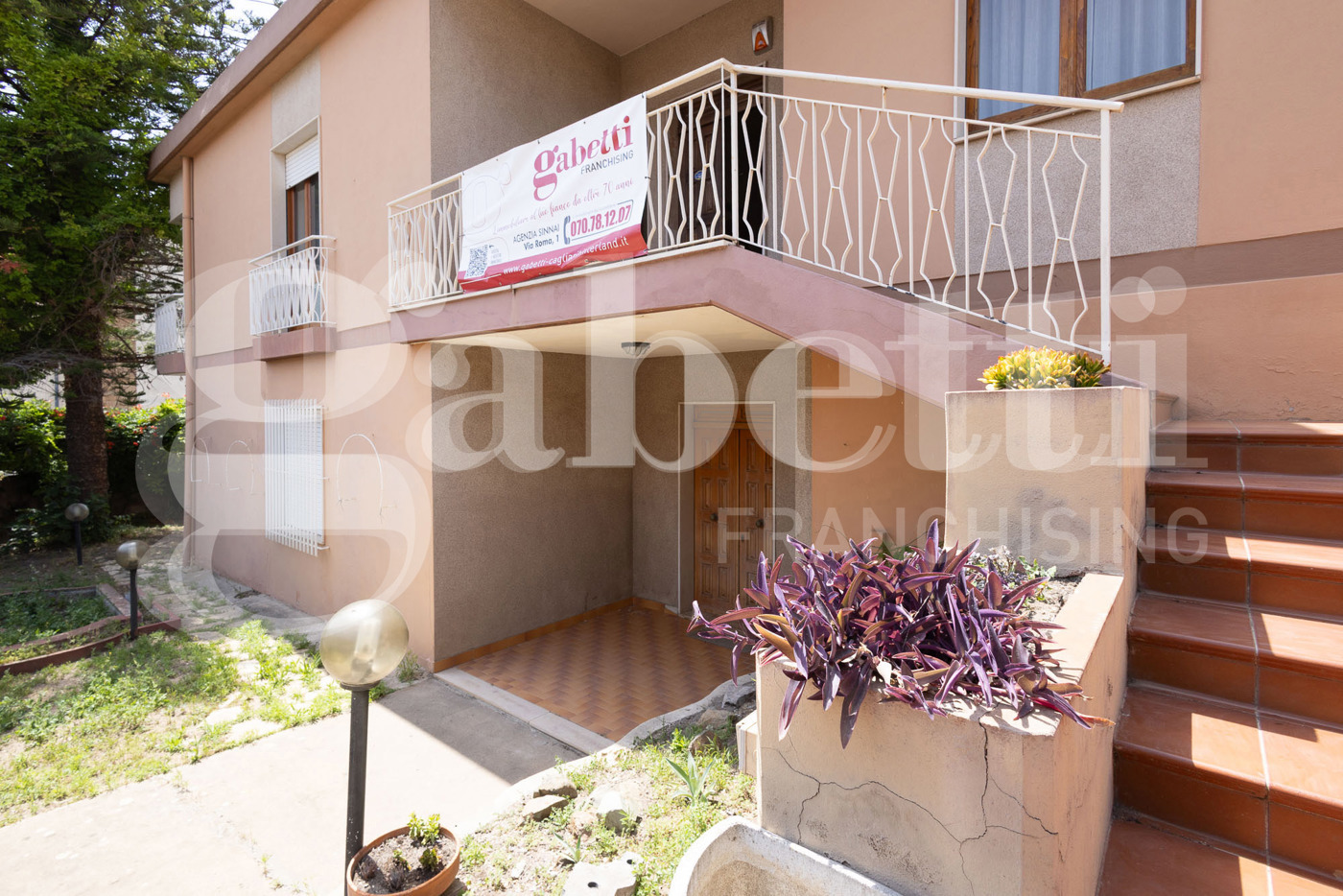 Villa con giardino a Dolianova