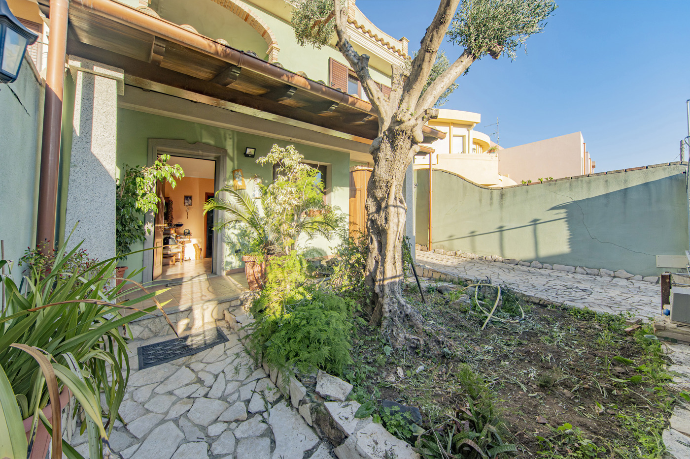 Villa con giardino a Sinnai