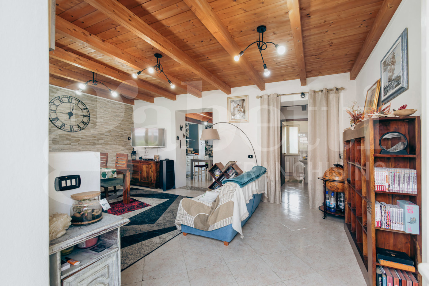 Casa indipendente con box doppio a Serdiana