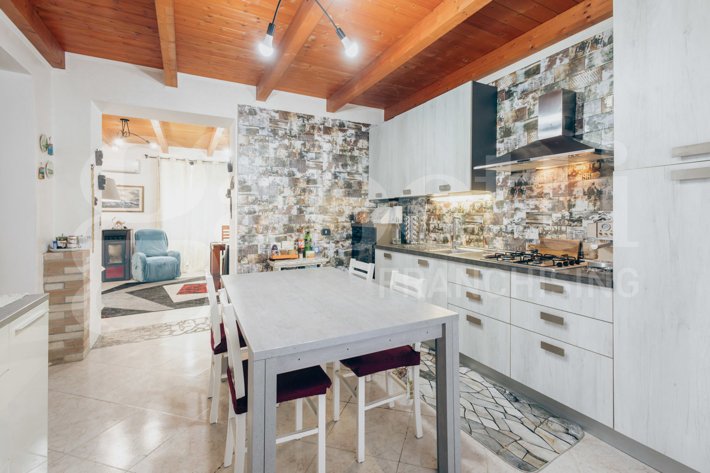 Casa indipendente con box doppio a Serdiana