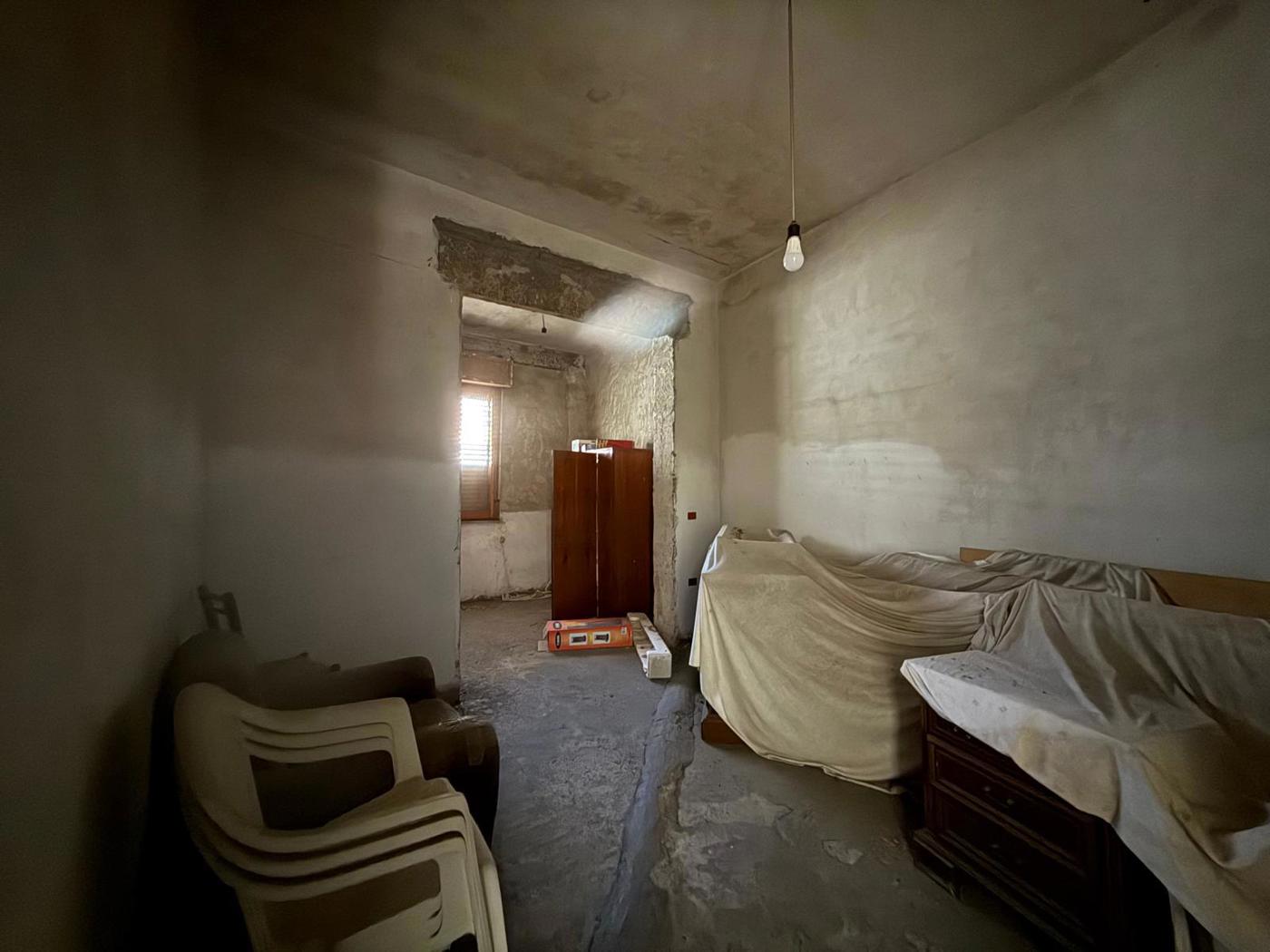 Trilocale da ristrutturare a Dolianova