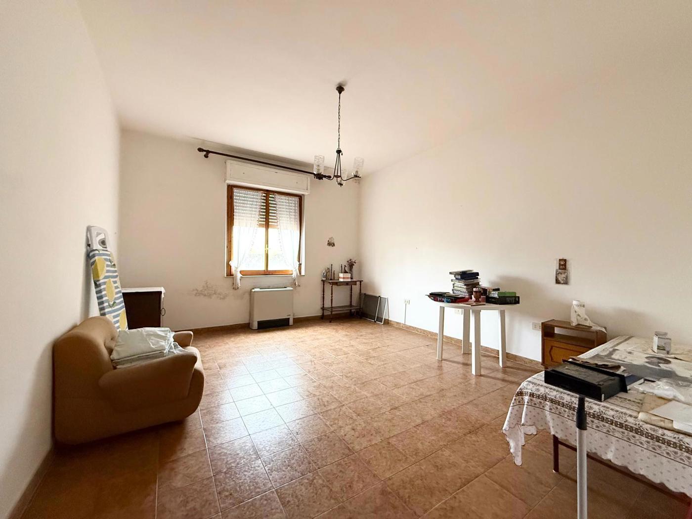 Trilocale da ristrutturare a Dolianova