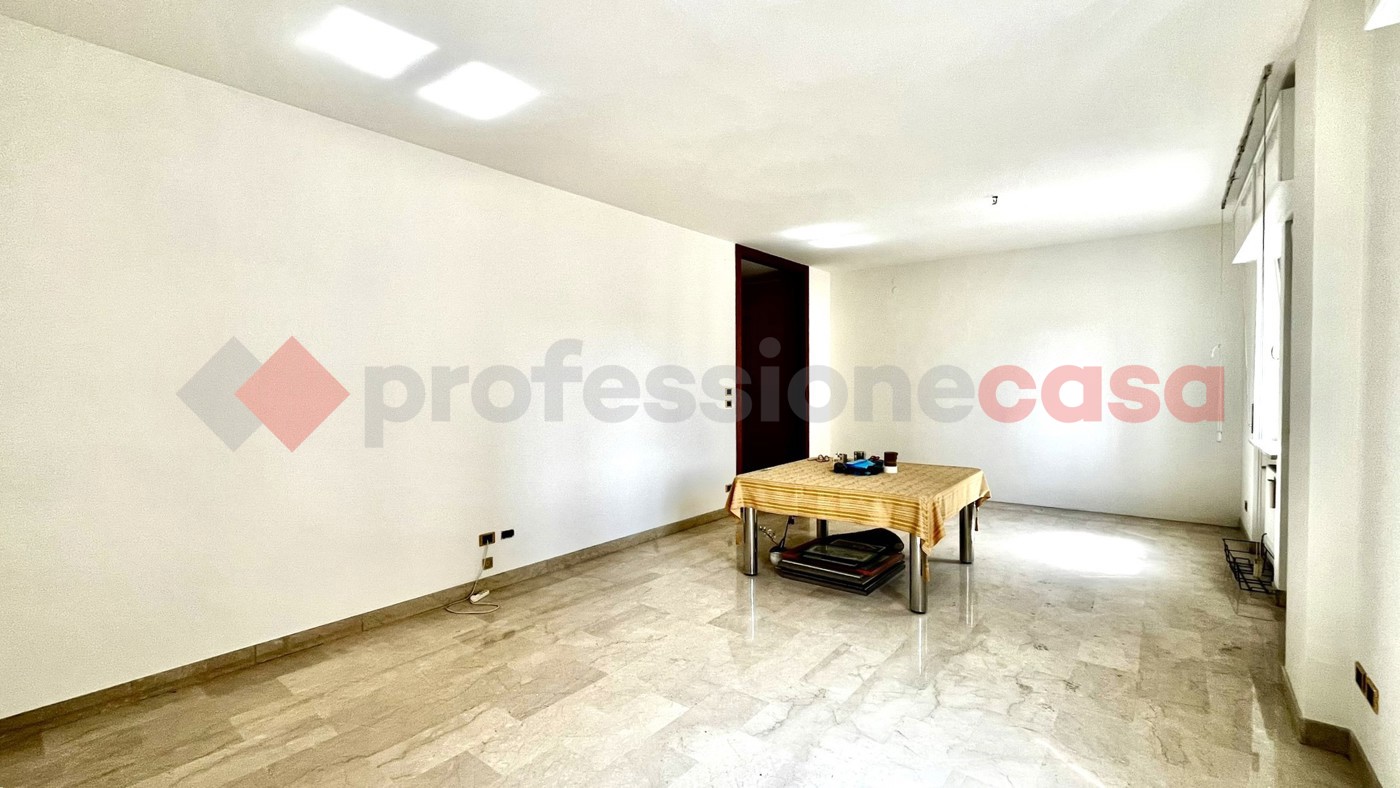 Appartamento con box a Verona