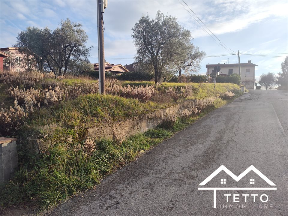 Terreno in vendita a Poggio Mirteto