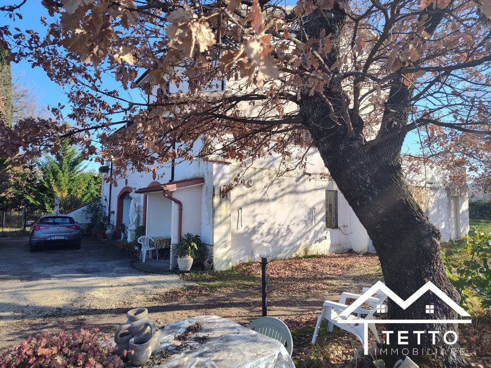 Villa in vendita a Poggio Nativo