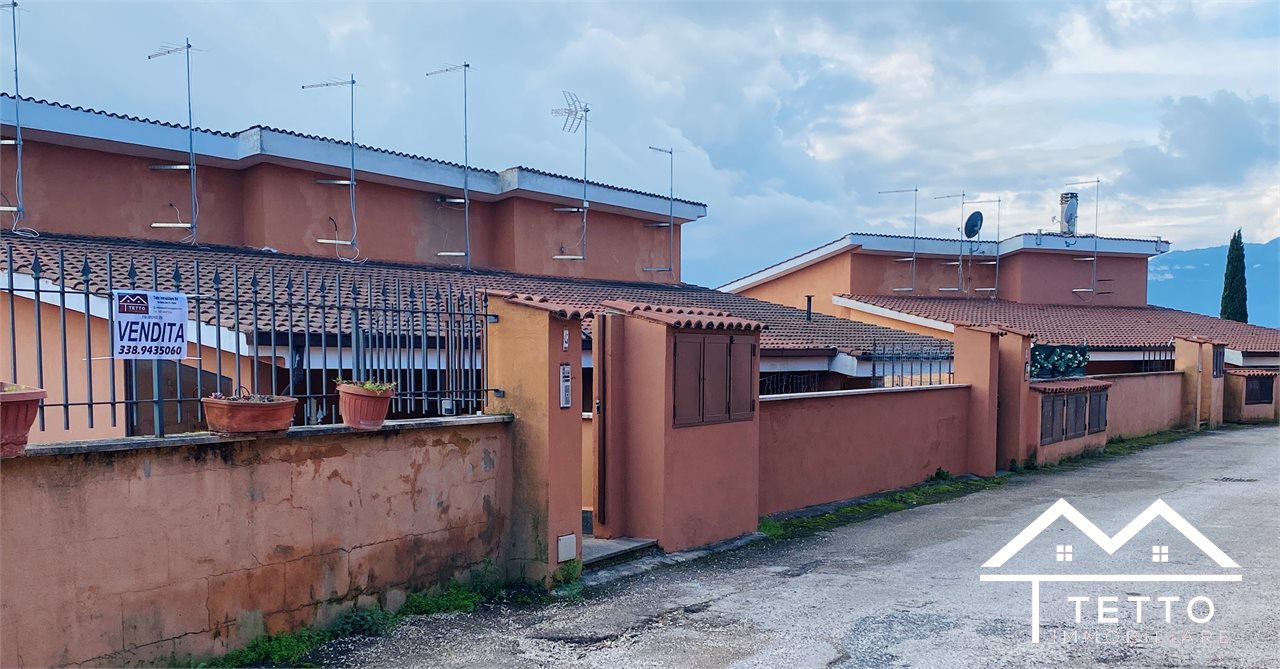 Casa indipendente in vendita a Ponzano Romano