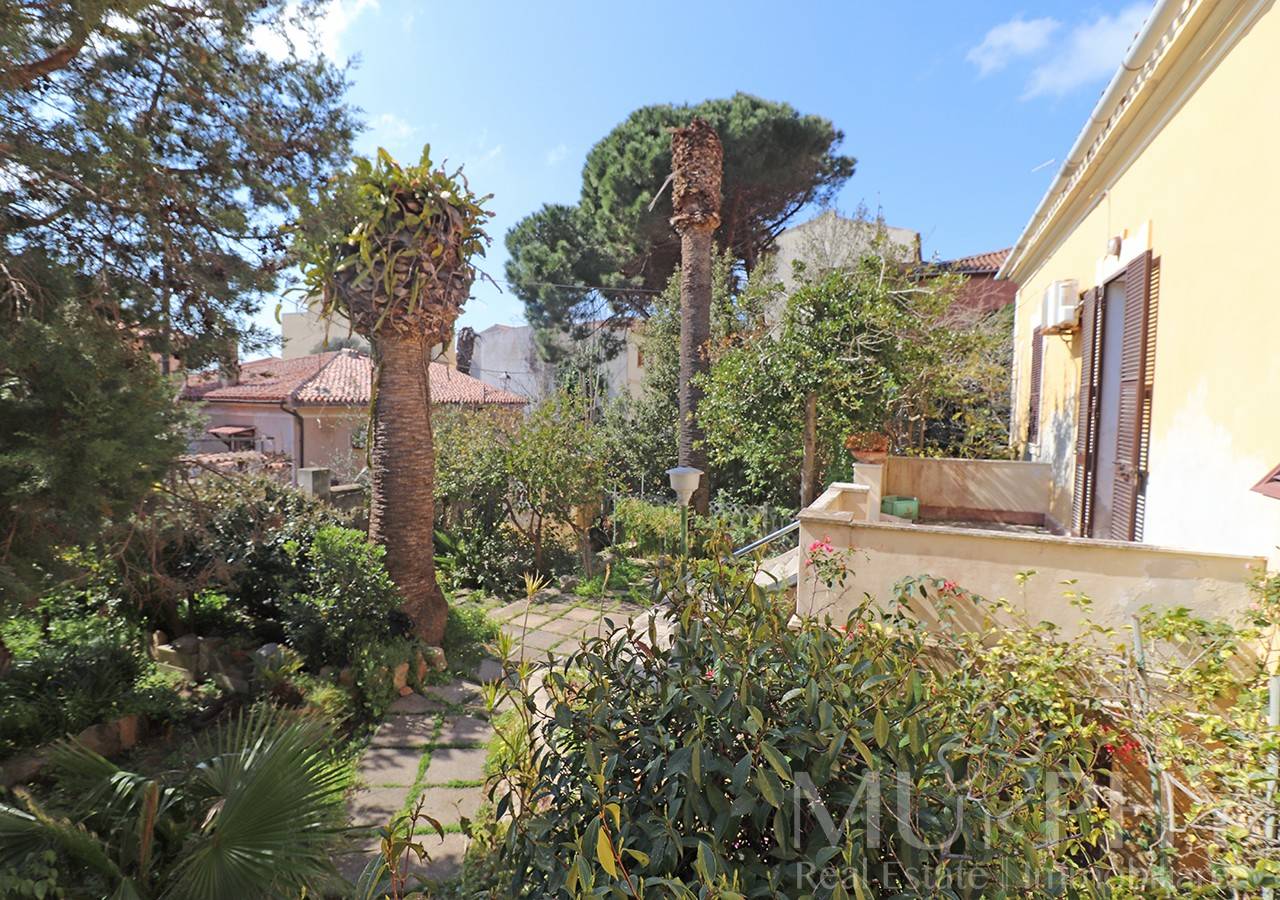 Casa semi-indipendente in vendita a La Maddalena