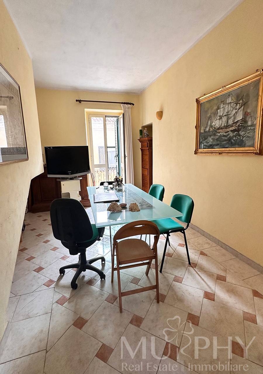 Casa semi-indipendente in vendita a La Maddalena, Centro Storico