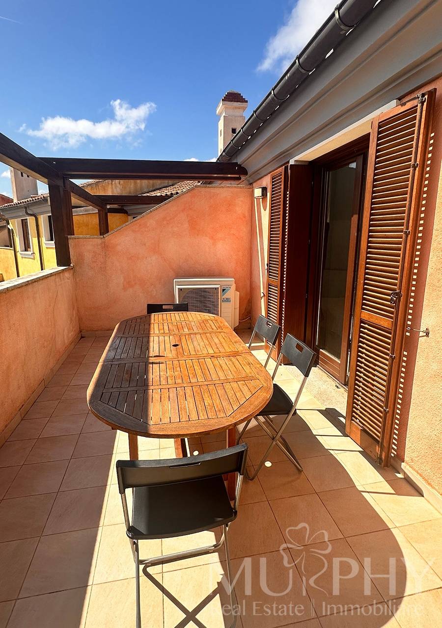 Trilocale in vendita a La Maddalena, Cala Chiesa